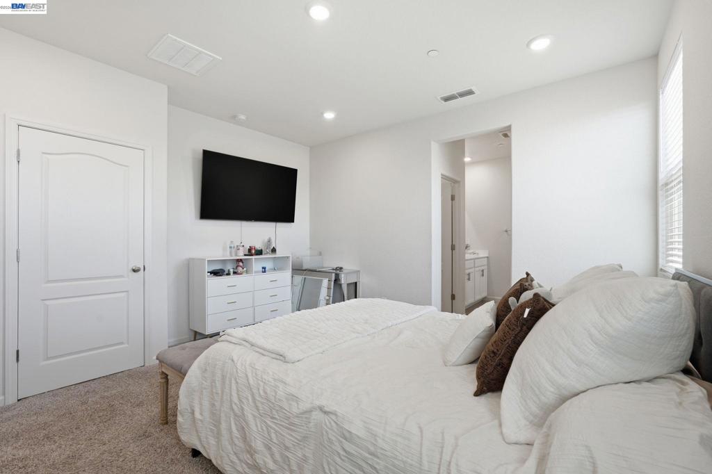 3134 Feather Rd, Manteca, CA 95337