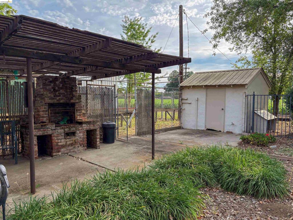 25685 Marsh Creek Road, Brentwood (CC), CA 94513