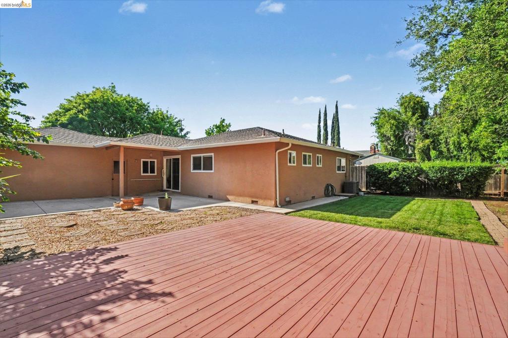 340 Sherwood Dr, Brentwood (CC), CA 94513