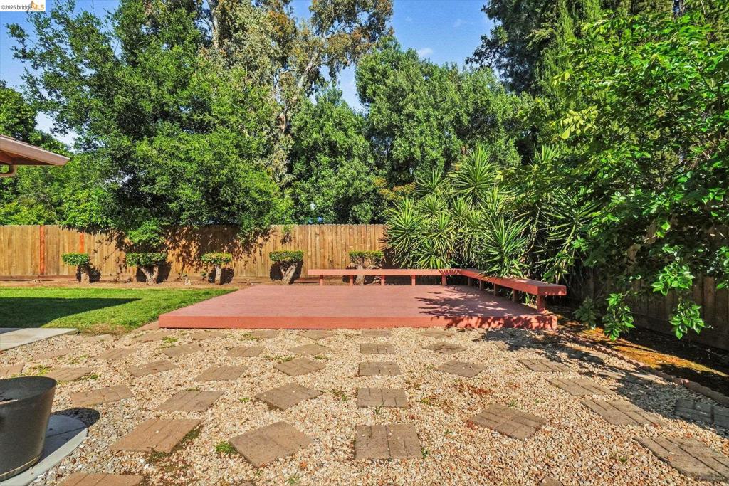 340 Sherwood Dr, Brentwood (CC), CA 94513