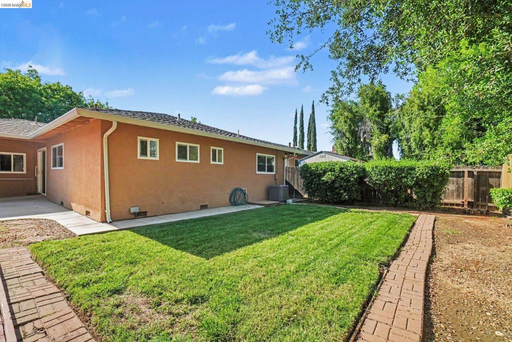 340 Sherwood Dr, Brentwood (CC), CA 94513