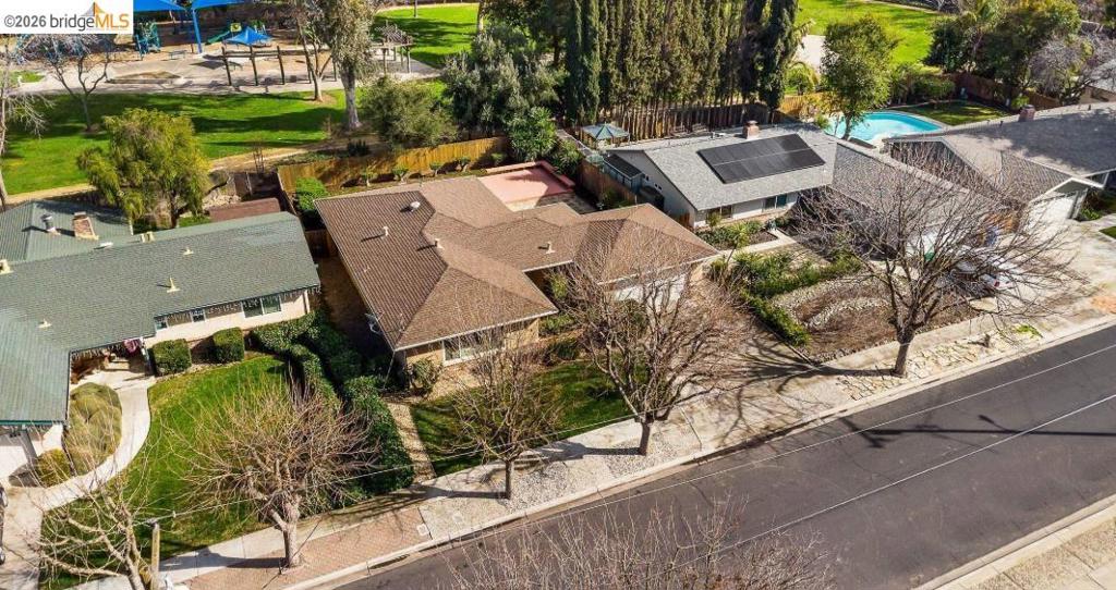 340 Sherwood Dr, Brentwood (CC), CA 94513