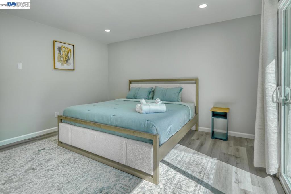 12017 Hillhurst Cir, Groveland, CA 95321