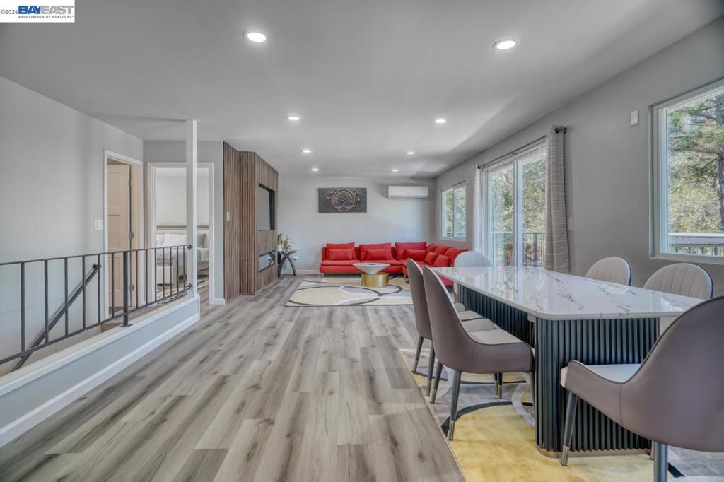 12017 Hillhurst Cir, Groveland, CA 95321