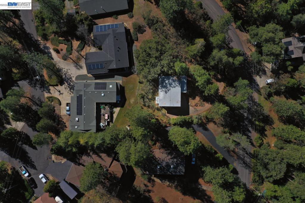 12017 Hillhurst Cir, Groveland, CA 95321