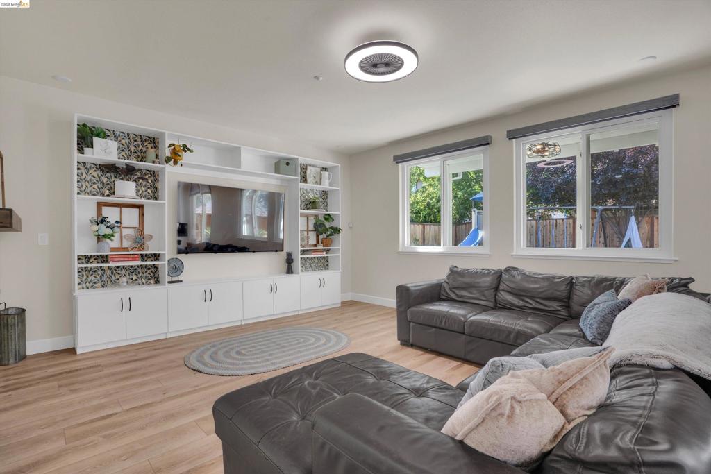 188 Continente Ave, Brentwood (CC), CA 94513-1968