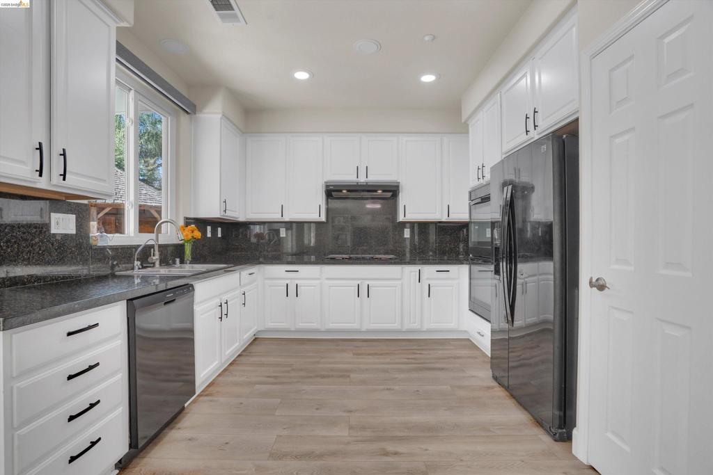 188 Continente Ave, Brentwood (CC), CA 94513-1968