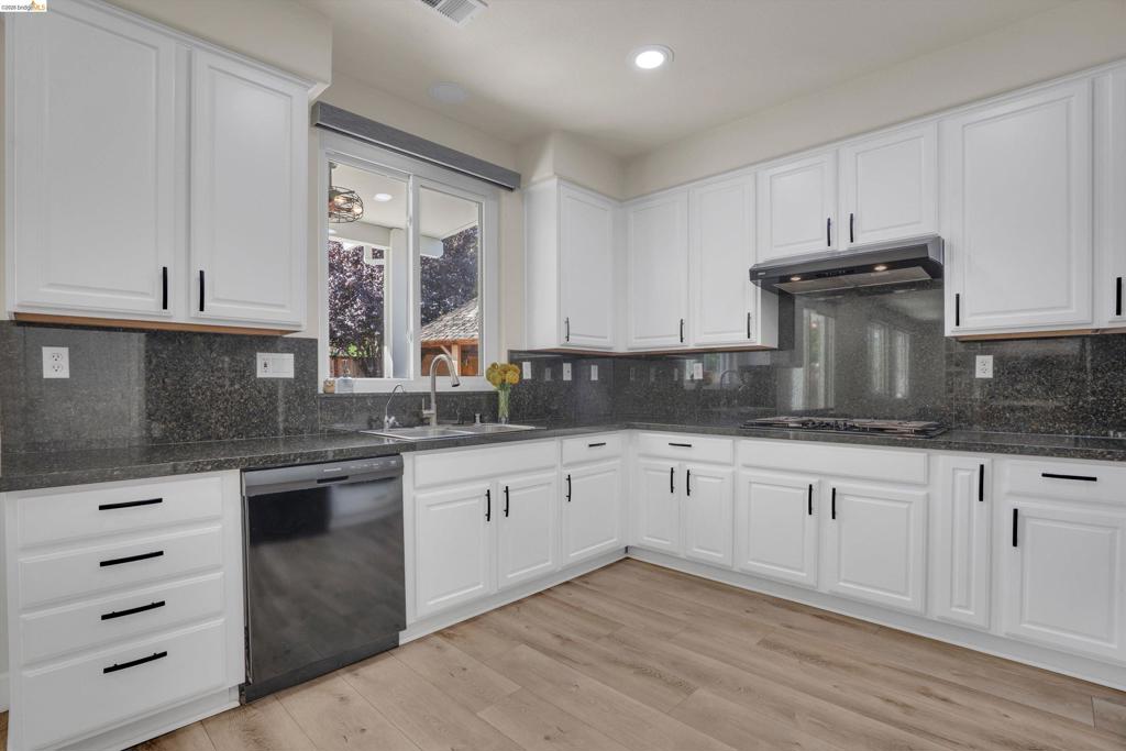 188 Continente Ave, Brentwood (CC), CA 94513-1968