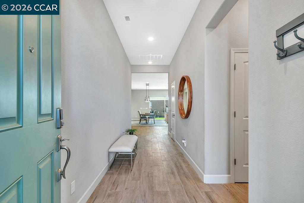 208 Chinook Dr, Brentwood (CC), CA 94513