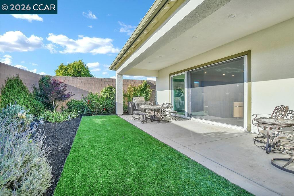 208 Chinook Dr, Brentwood (CC), CA 94513