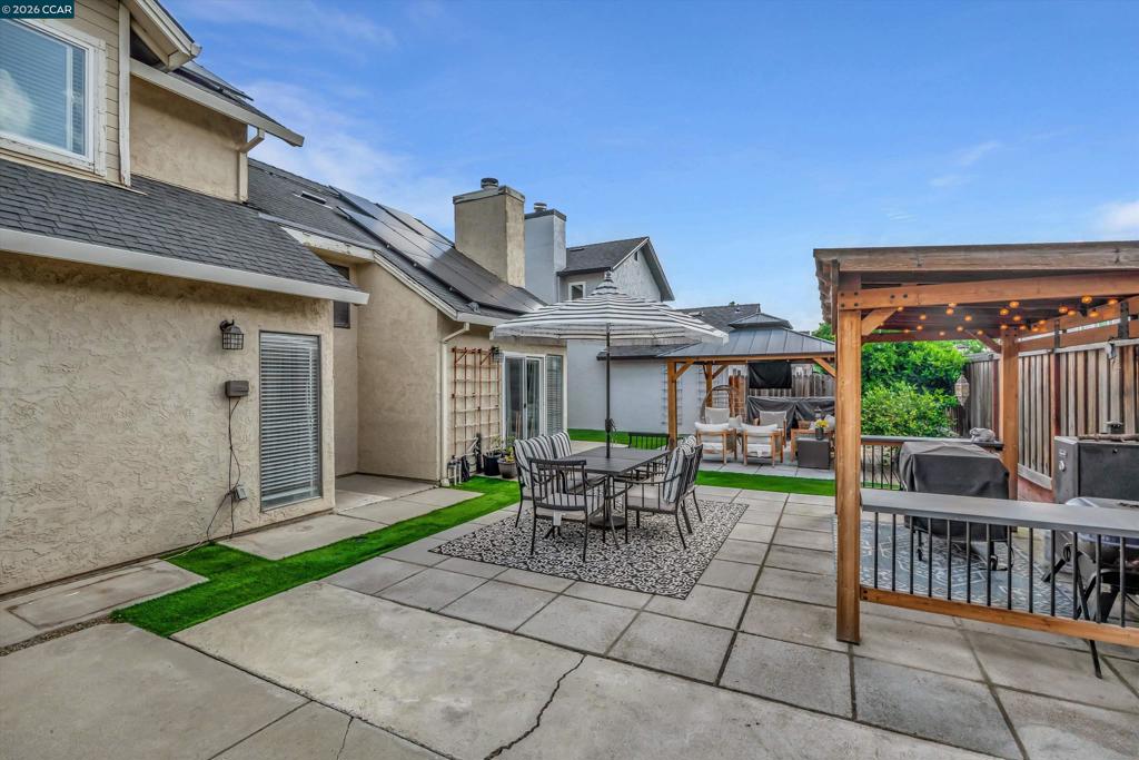 400 Grovewood Loop, Brentwood (CC), CA 94513