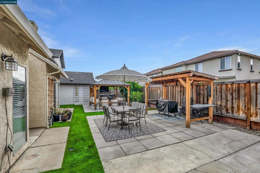 400 Grovewood Loop, Brentwood (CC), CA 94513