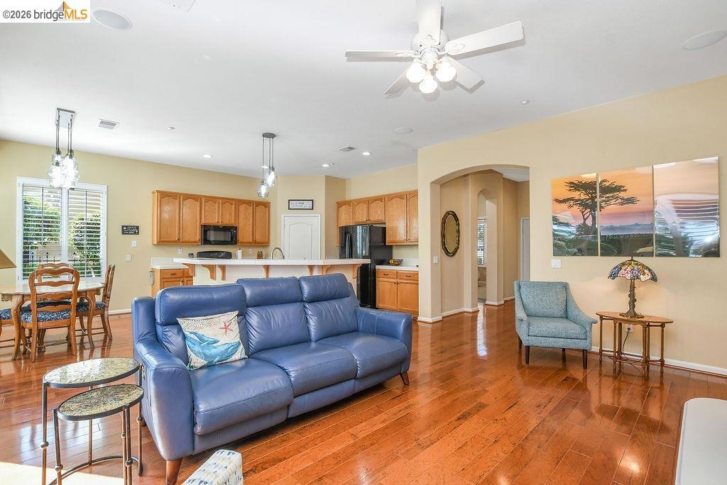 972 Centennial Dr, Brentwood (CC), CA 94513