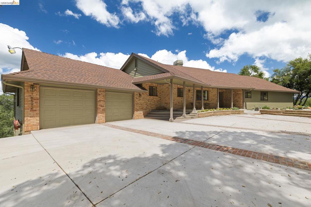 16592 Parkridge Ave, Sonora, CA 95370