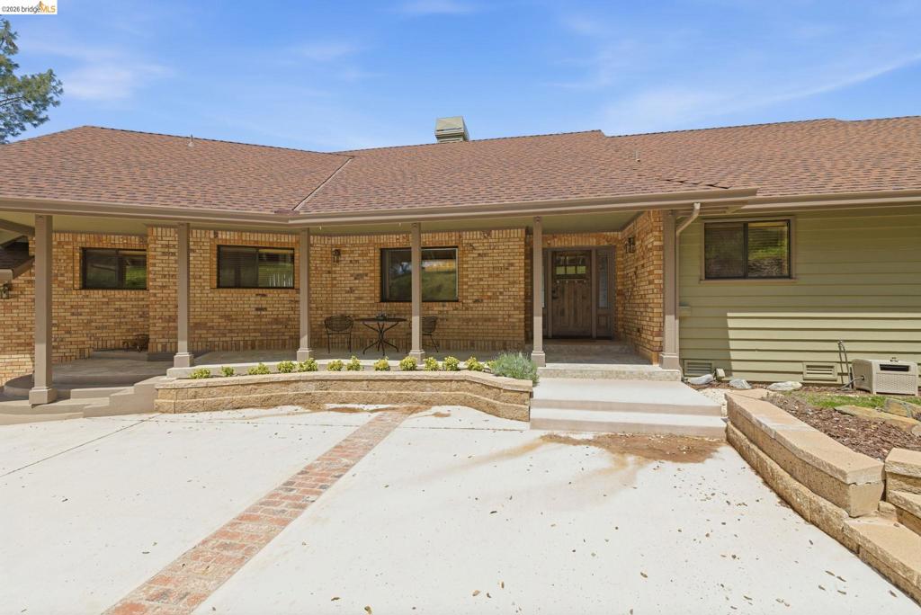 16592 Parkridge Ave, Sonora, CA 95370