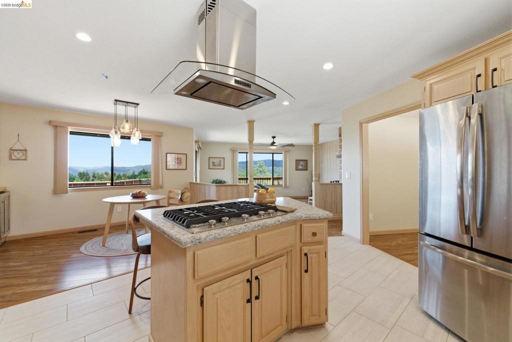 16592 Parkridge Ave, Sonora, CA 95370