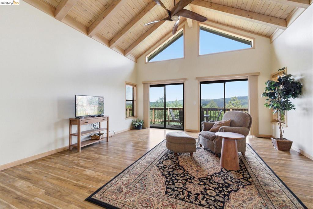 16592 Parkridge Ave, Sonora, CA 95370