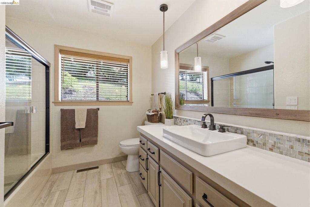 16592 Parkridge Ave, Sonora, CA 95370