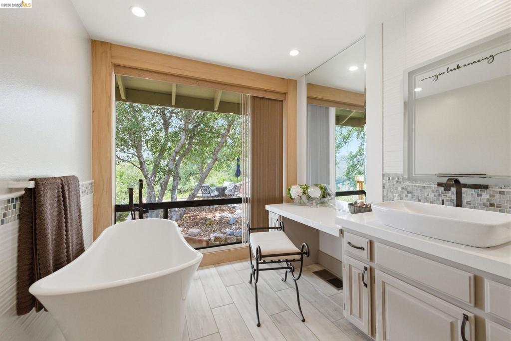 16592 Parkridge Ave, Sonora, CA 95370