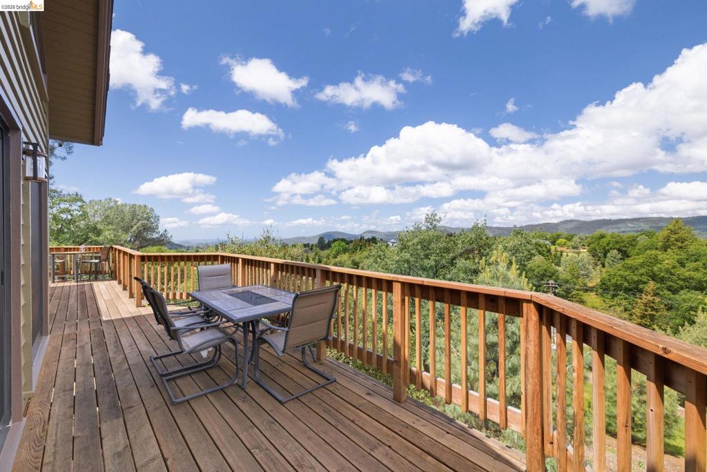 16592 Parkridge Ave, Sonora, CA 95370