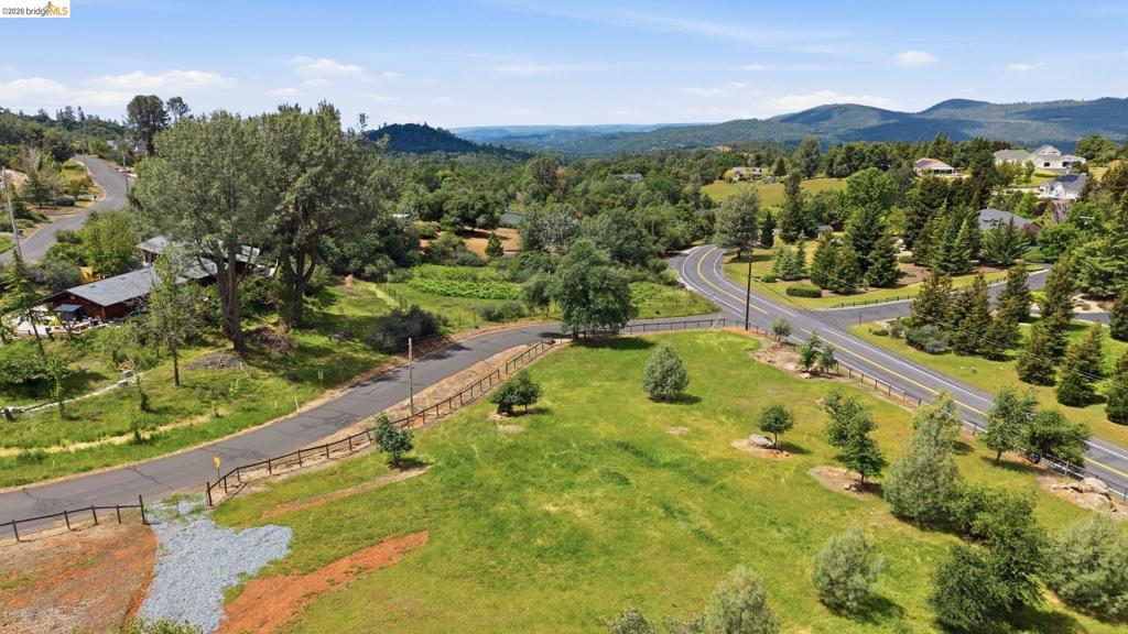 16592 Parkridge Ave, Sonora, CA 95370