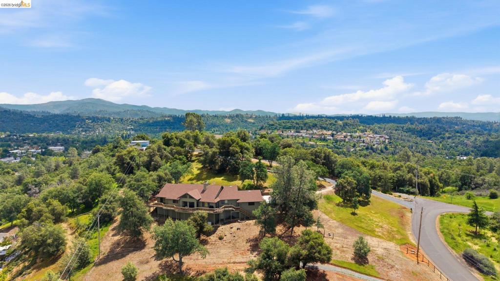 16592 Parkridge Ave, Sonora, CA 95370