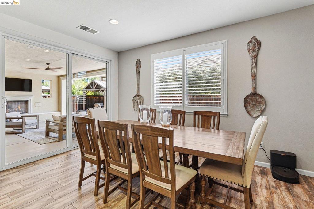 2722 Reddington Way, Brentwood (CC), CA 94513
