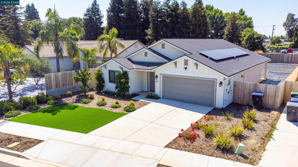 2245 E Oak Ave, Visalia, CA 93292