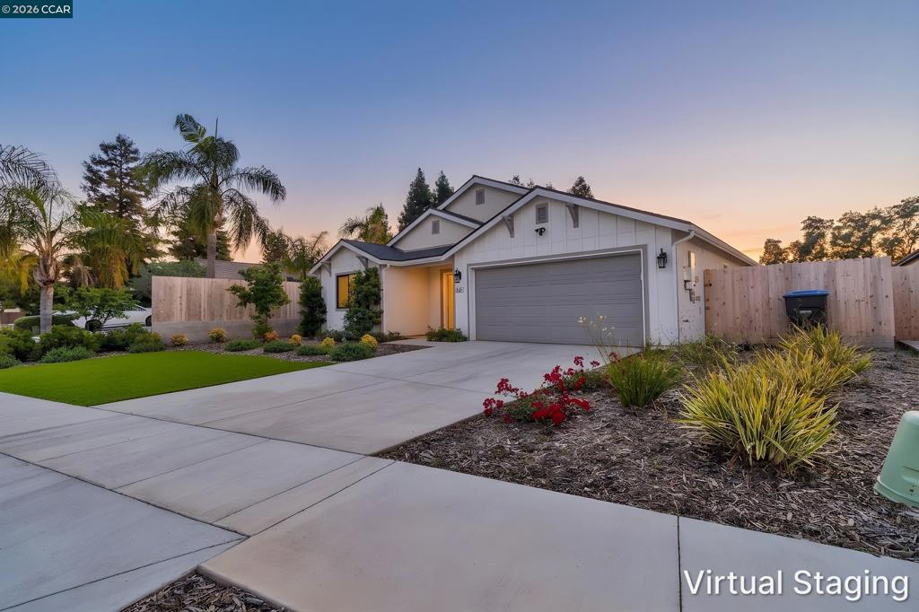 2245 E Oak Ave, Visalia, CA 93292