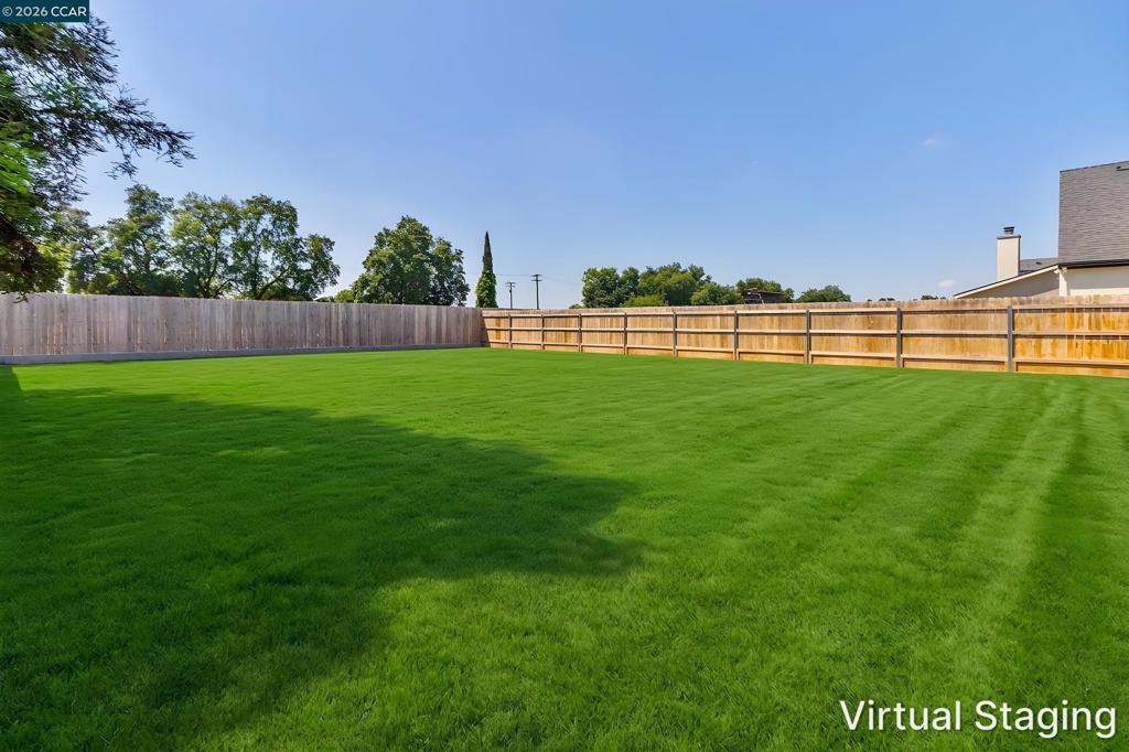 2245 E Oak Ave, Visalia, CA 93292