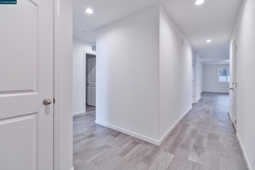 2245 E Oak Ave, Visalia, CA 93292