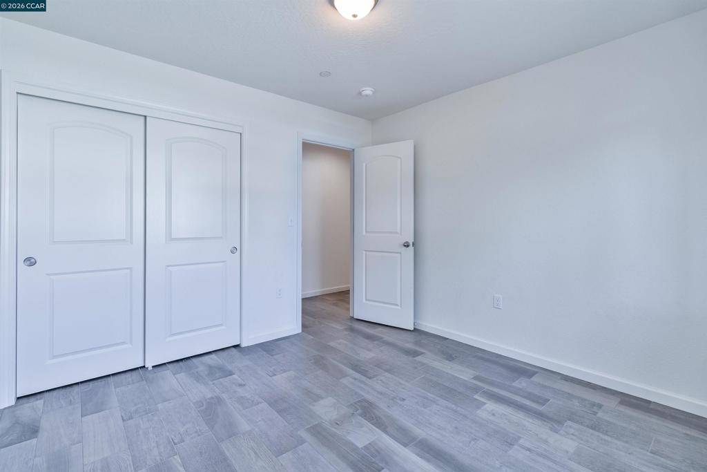 2245 E Oak Ave, Visalia, CA 93292