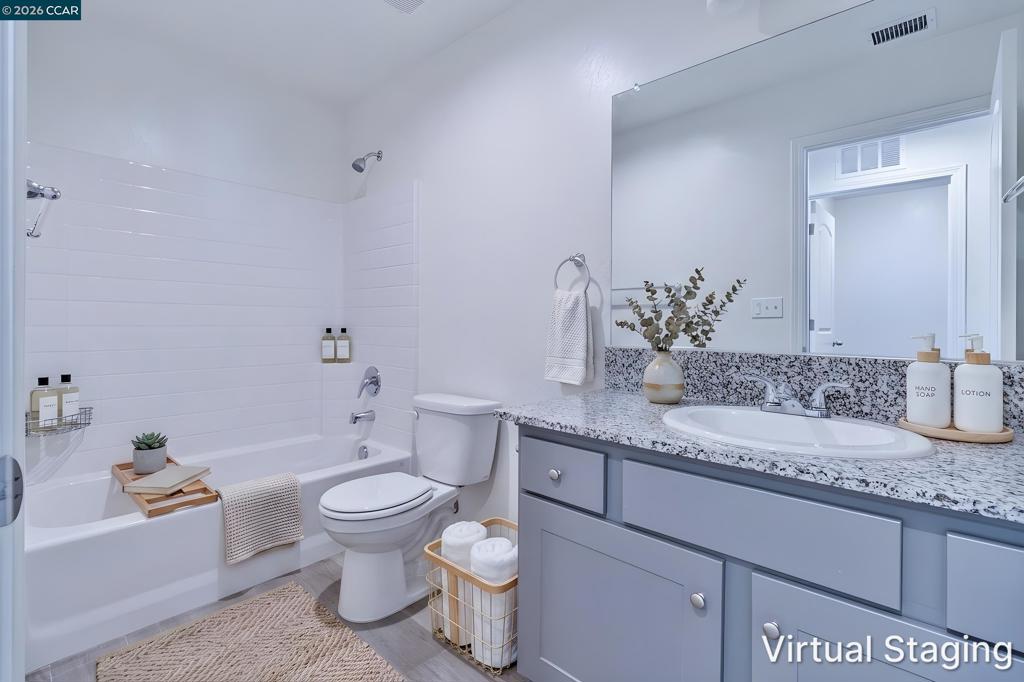 2245 E Oak Ave, Visalia, CA 93292