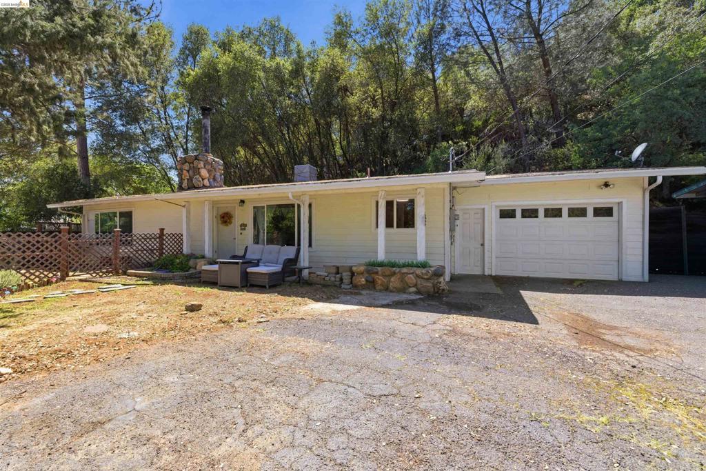 376 Calaveras Way, Sonora, CA 95370-6954