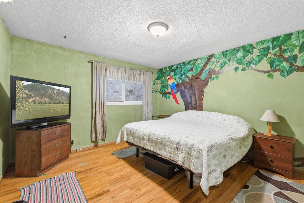 376 Calaveras Way, Sonora, CA 95370-6954