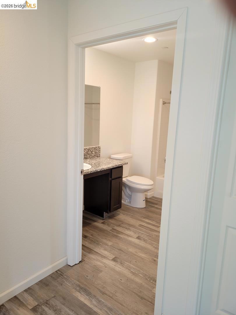 300 N Soderquist RD, Turlock, CA 95380