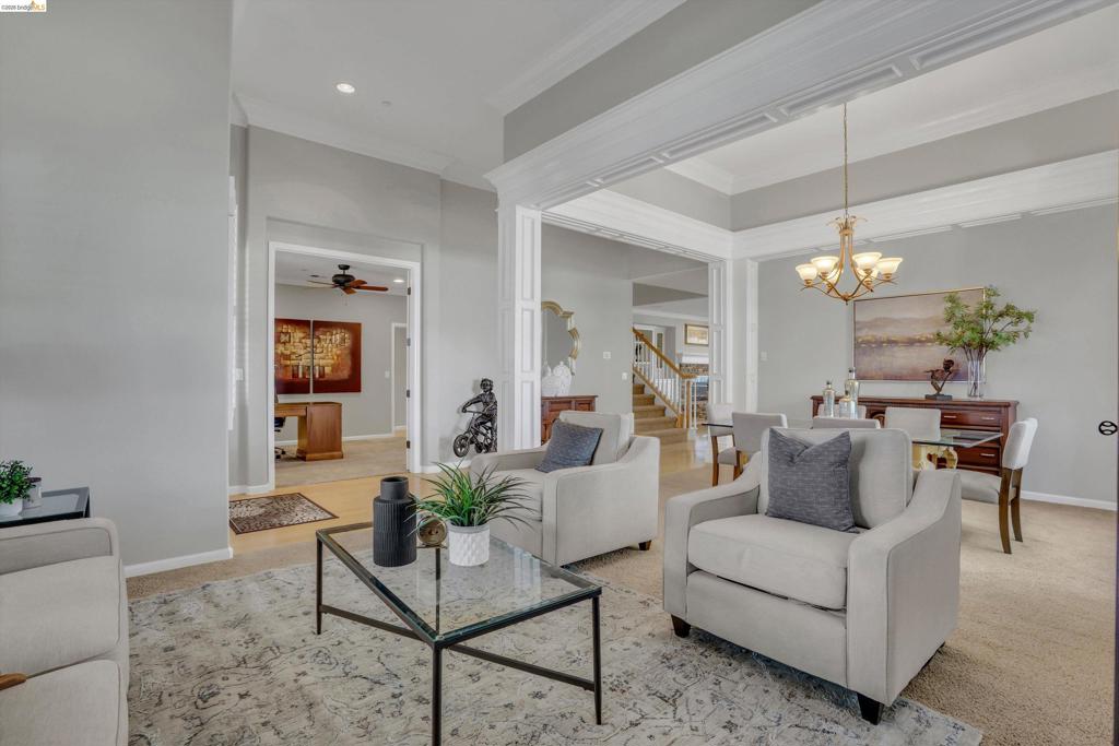 179 E Country Club Dr, Brentwood (CC), CA 94513