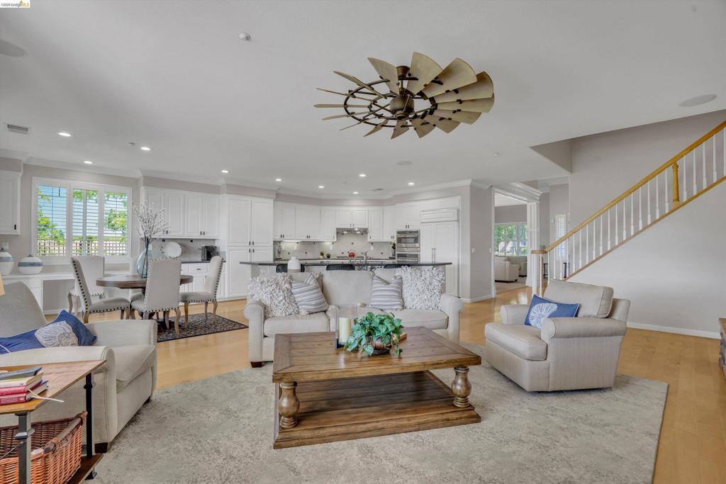 179 E Country Club Dr, Brentwood (CC), CA 94513
