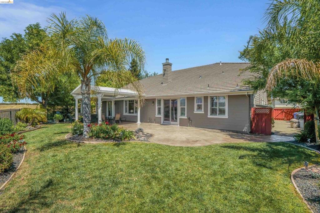 179 E Country Club Dr, Brentwood (CC), CA 94513
