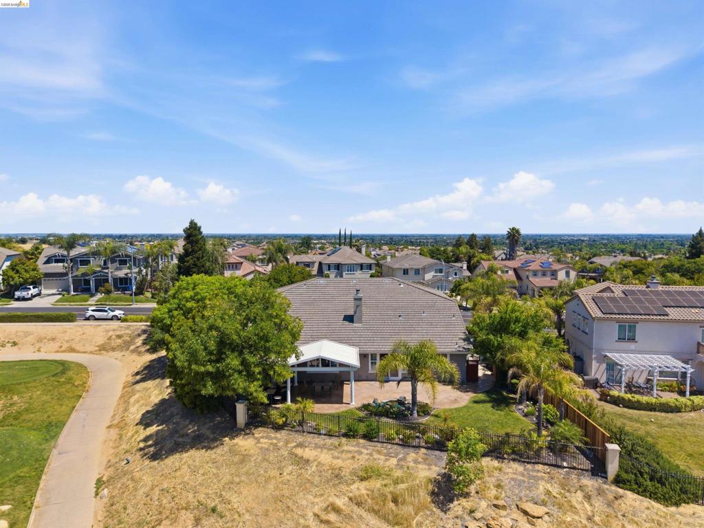 179 E Country Club Dr, Brentwood (CC), CA 94513