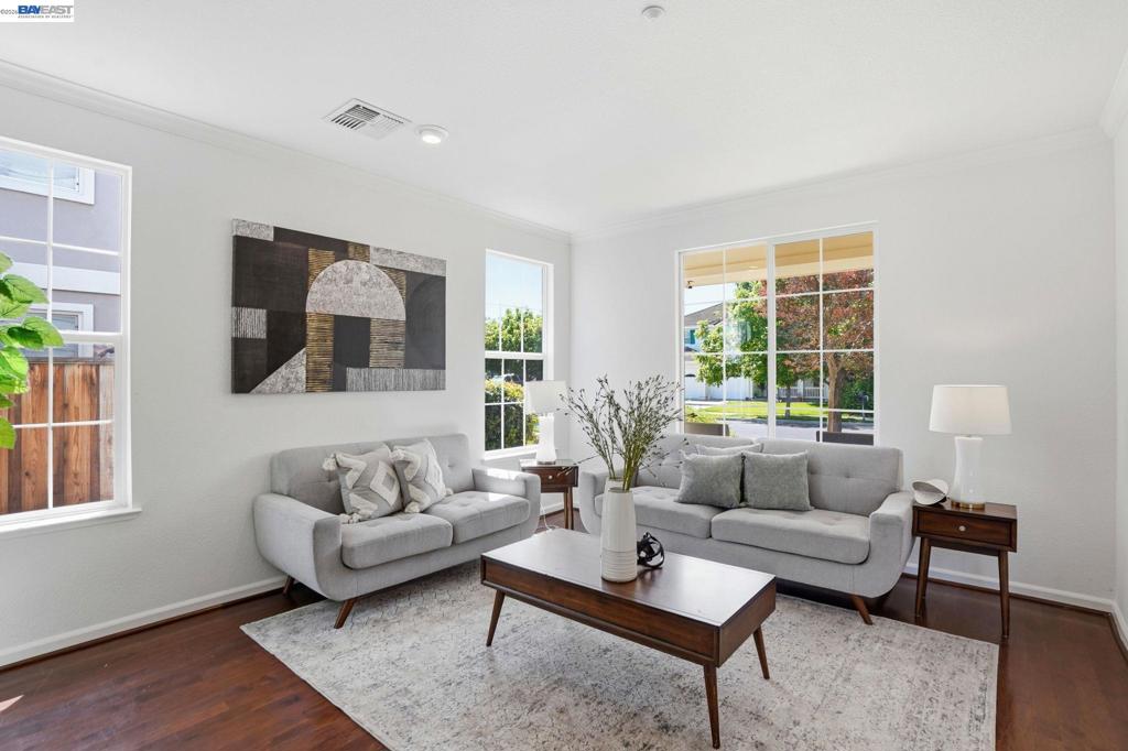705 Iris Ct, Brentwood (CC), CA 94513