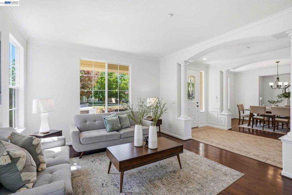 705 Iris Ct, Brentwood (CC), CA 94513