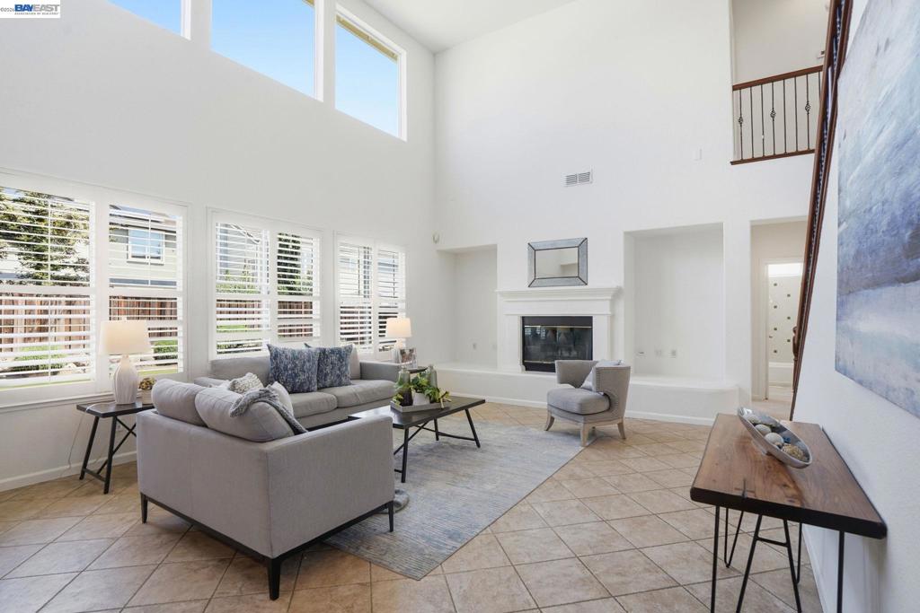 705 Iris Ct, Brentwood (CC), CA 94513