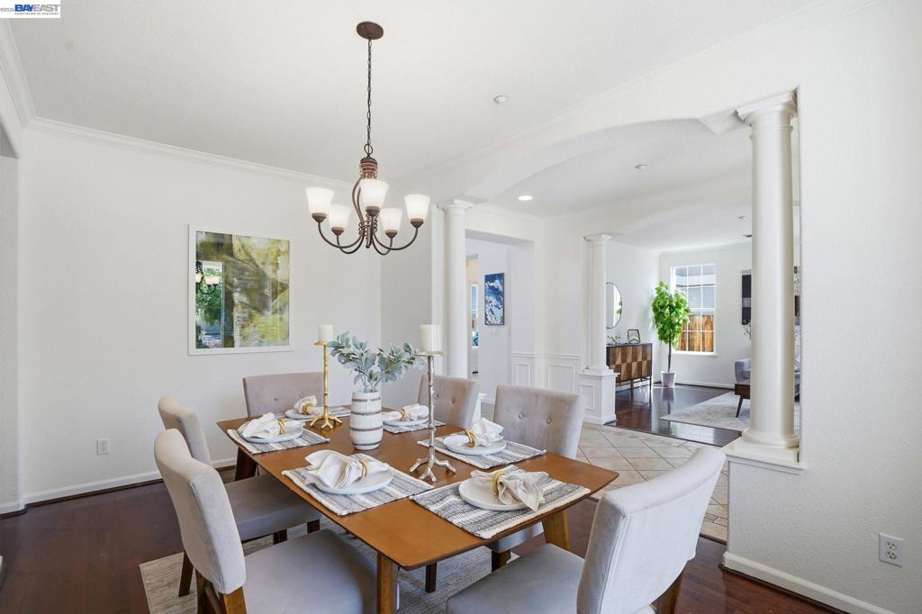 705 Iris Ct, Brentwood (CC), CA 94513