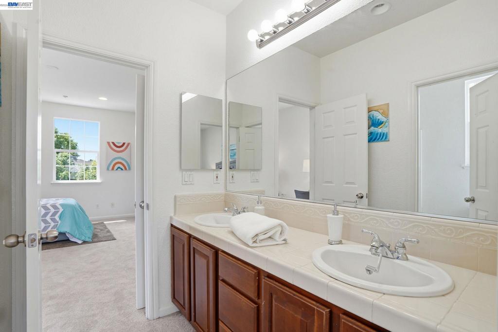 705 Iris Ct, Brentwood (CC), CA 94513