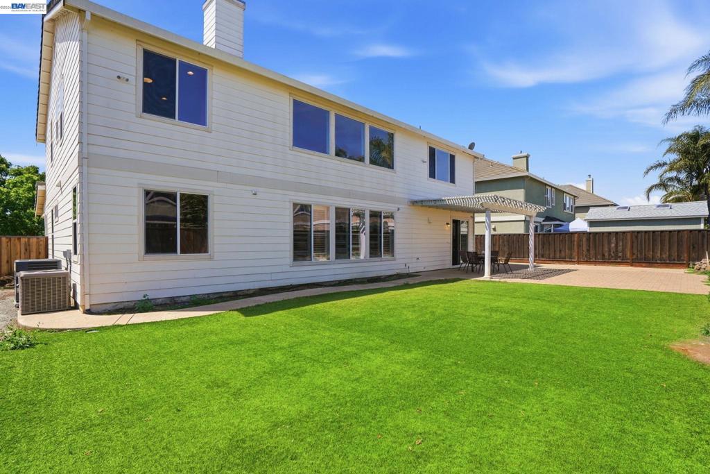 705 Iris Ct, Brentwood (CC), CA 94513