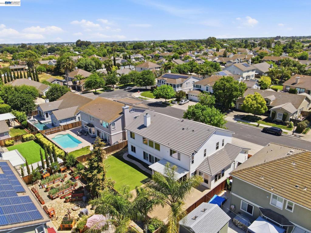 705 Iris Ct, Brentwood (CC), CA 94513