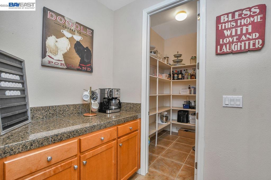 1660 Albani Pl, Brentwood (CC), CA 94513
