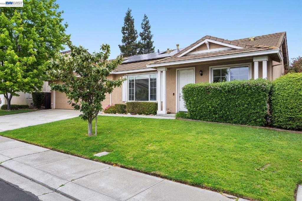 744 Vasconcellos Ave, Manteca, CA 95336