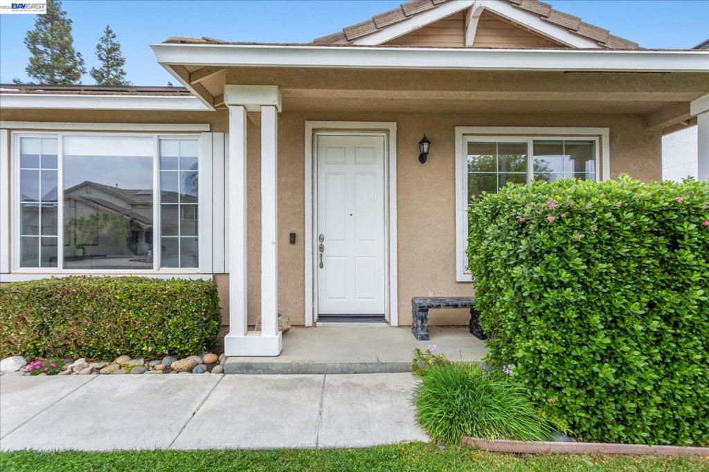 744 Vasconcellos Ave, Manteca, CA 95336